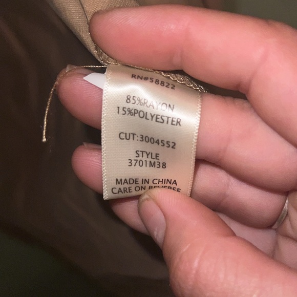 Button up - Picture 4 of 6